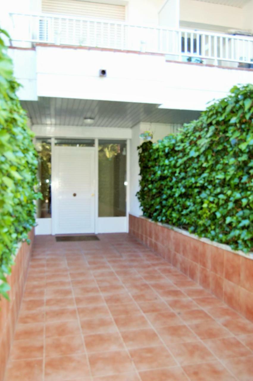 Apartamento Alessia Garden Lloret de Mar Ngoại thất bức ảnh